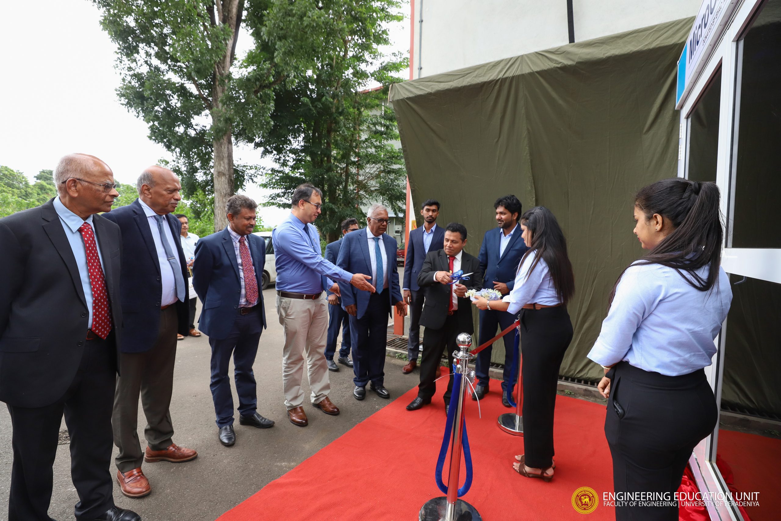 E72–75 Batch Donates Advanced Energy Storage System to the Faculty
